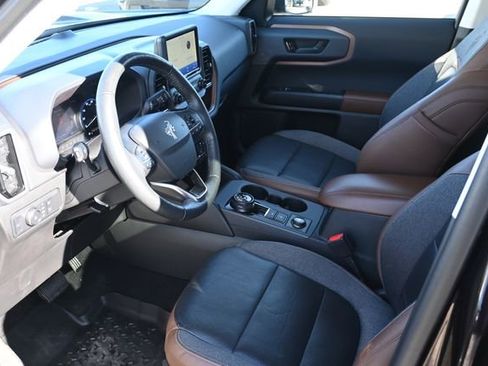 Used 2021 Ford Bronco Sport Outer Banks image 9