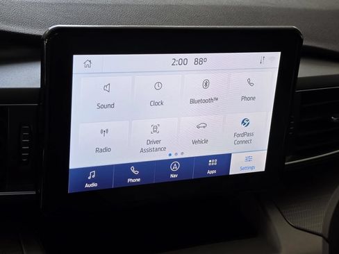Used 2021 Ford Explorer XLT w/ Equipment Group 202A RWD image 19