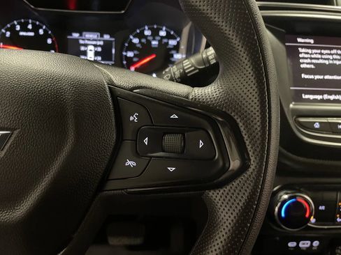 Used 2022 Chevrolet TrailBlazer LT w/ Driver Confidence Package image 22