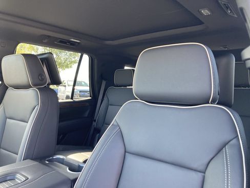 Used 2024 Chevrolet Tahoe Premier w/ Premium Package AWD/4WD image 22