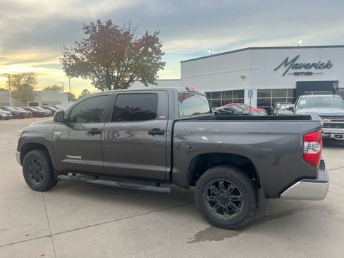 Used 2014 Toyota Tundra SR5 image 4