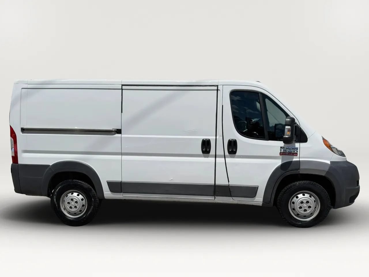 Used 2017 RAM ProMaster 1500 FWD image 2