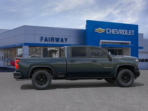 New 2026 Chevrolet Silverado 2500 ZR2 image 5