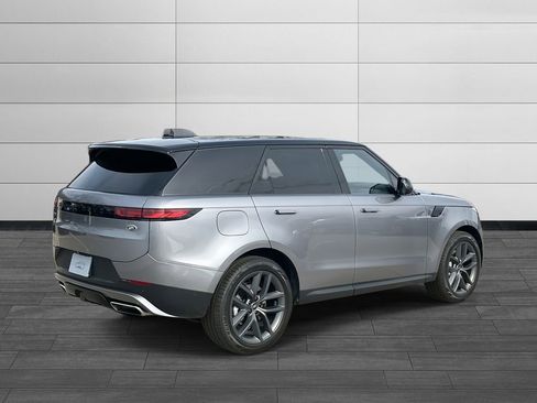 Used 2023 Land Rover Range Rover Sport SE image 5