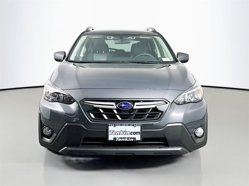 Used 2023 Subaru Crosstrek 2.0i Premium image 2