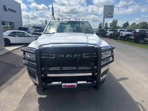 Used 2019 RAM 2500 Big Horn image 3