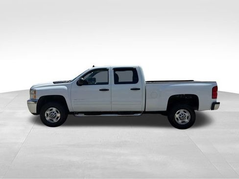 Used 2014 Chevrolet Silverado 2500 LT AWD/4WD image 6