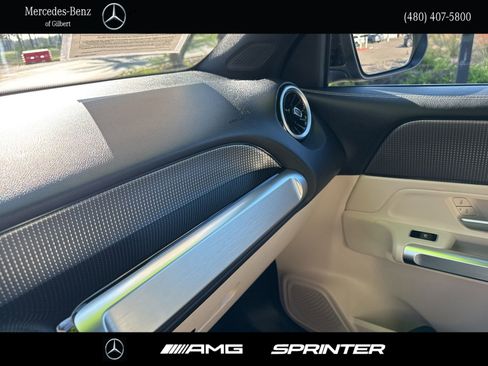 Certified 2022 Mercedes-Benz GLB 250 image 19