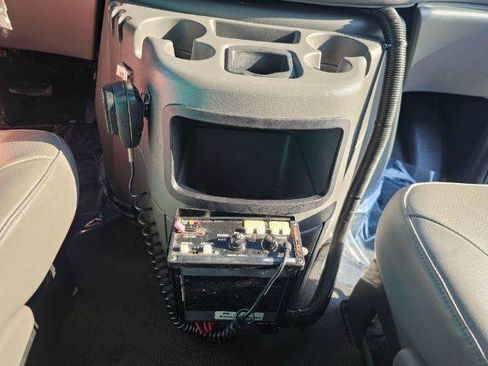 Used 2003 Ford E-350 and Econoline 350 XL image 17