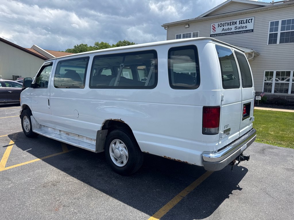 Used 2007 Ford E-350 and Econoline 350 XL RWD image 8