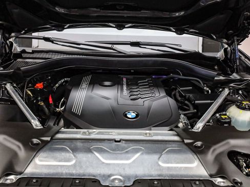 Certified 2023 BMW X4 M40i w/ Premium Package image 28