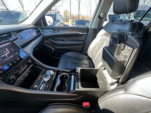 Used 2022 Jeep Grand Cherokee Limited 4xe image 26