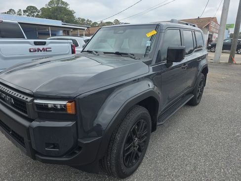 Used 2024 Toyota Land Cruiser image 10