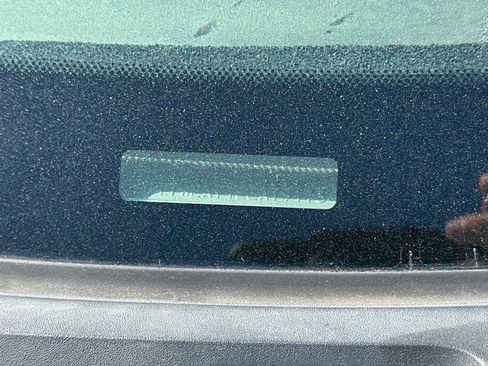 Used 2014 Ford F250 XLT w/ XLT Premium Package image 2