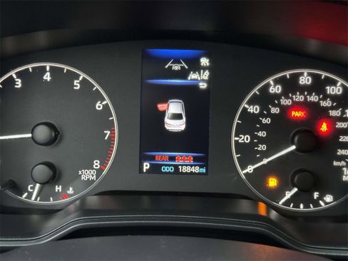 Used 2025 Toyota Corolla LE image 12