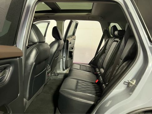 Certified 2021 Nissan Rogue Platinum image 24