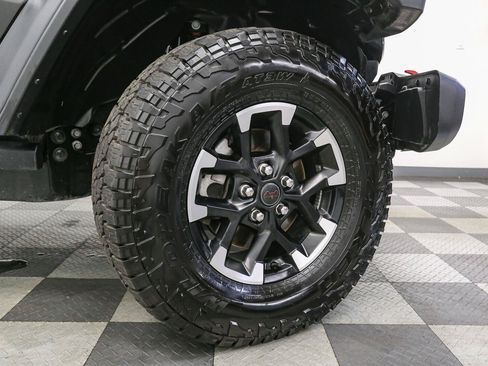 Used 2026 Jeep Gladiator Rubicon AWD/4WD image 15