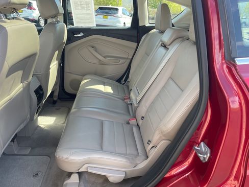 Used 2014 Ford C-MAX SEL w/ Equipment Group 302A FWD image 12