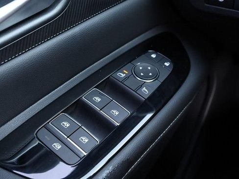 Certified 2025 Nissan Murano SV AWD/4WD image 18