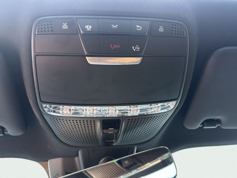 Used 2022 Mercedes-Benz E 350 Sedan image 21