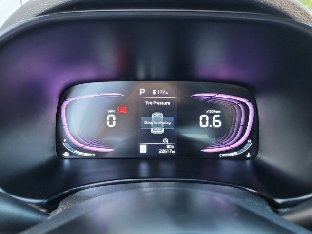 Certified 2025 Kia Soul LX w/ LX Technology Package FWD image 25