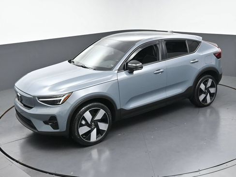 Used 2023 Volvo C40 P8 Recharge Ultimate AWD/4WD image 38