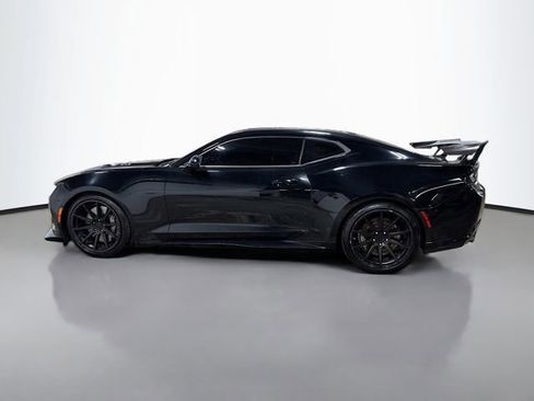 Used 2018 Chevrolet Camaro ZL1 image 10