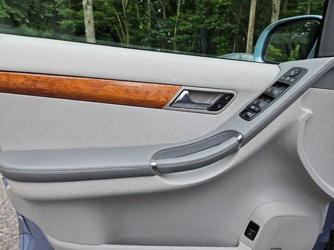 Used 2008 Mercedes-Benz R 350 R350 image 17