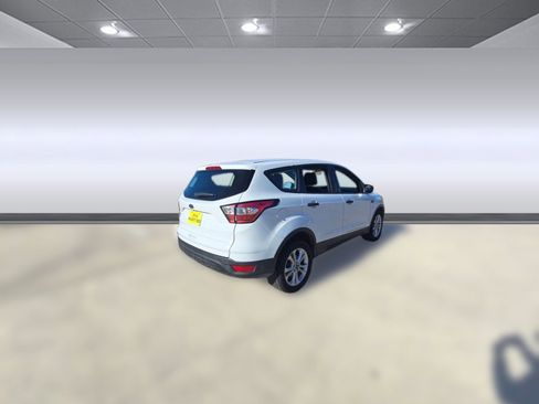 Used 2017 Ford Escape S image 7