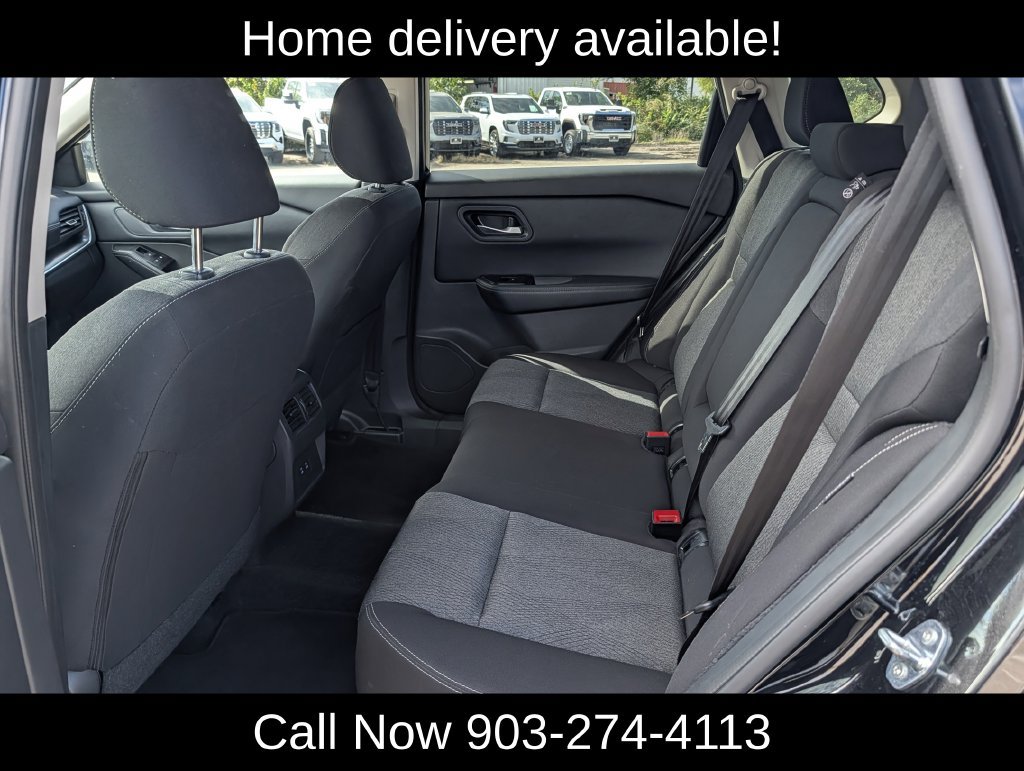 Used 2025 Nissan Rogue SV AWD/4WD image 29