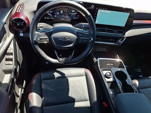 Used 2025 Chevrolet Equinox RS w/ Safety and Technology Package AWD/4WD image 12