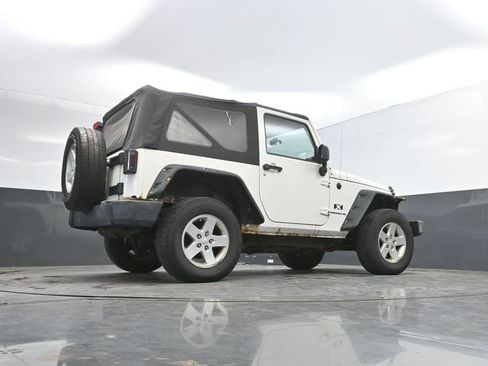 Used 2008 Jeep Wrangler X AWD/4WD image 28