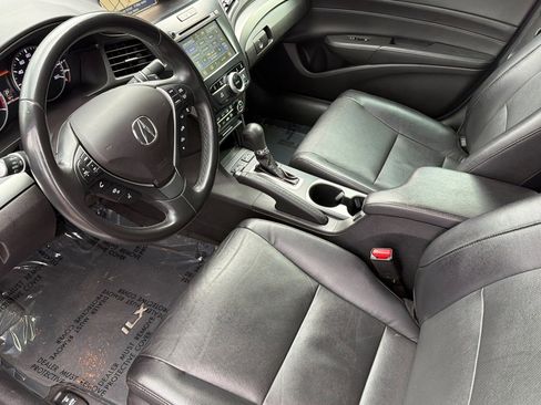 Used 2018 Acura ILX image 10