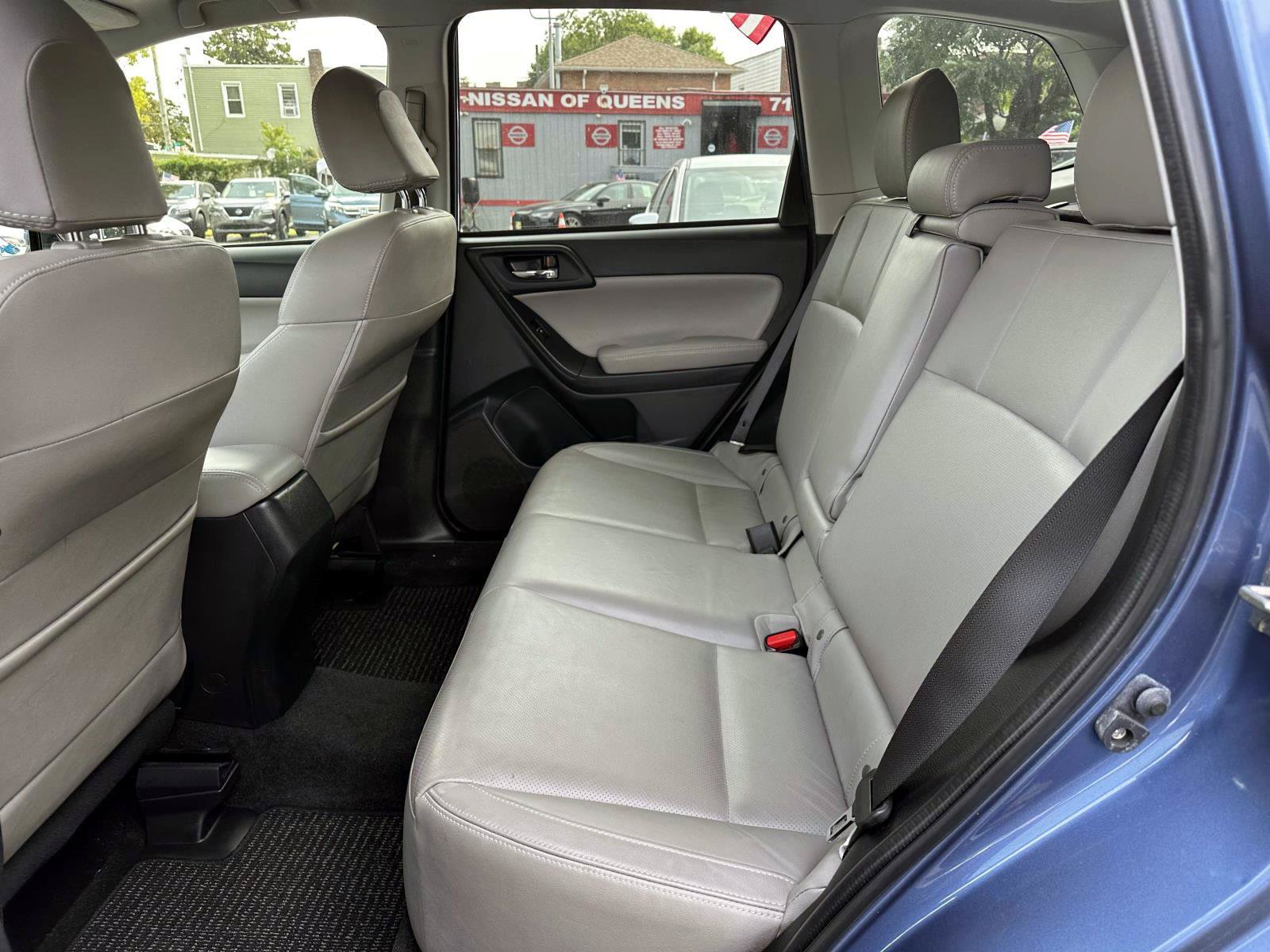 Used 2017 Subaru Forester 2.5i Limited AWD/4WD image 18