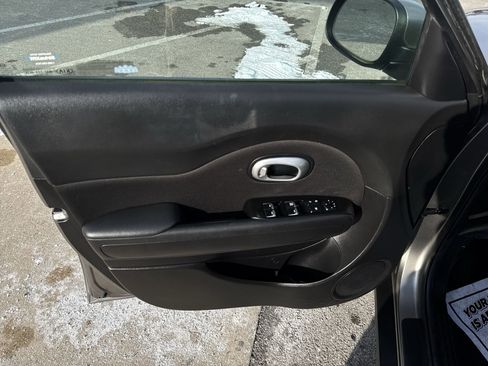 Used 2018 Kia Soul w/ Convenience Package image 22