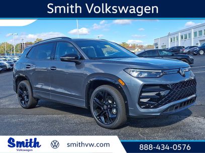 New 2025 Volkswagen Tiguan SE R-Line