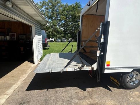 Used 2021 Chevrolet Express 3500 w/ Power Convenience Package RWD image 30