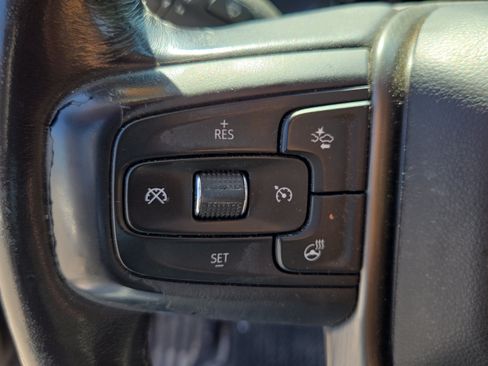 Used 2022 GMC Sierra 2500 Denali w/ Denali Black Diamond Edition AWD/4WD image 30