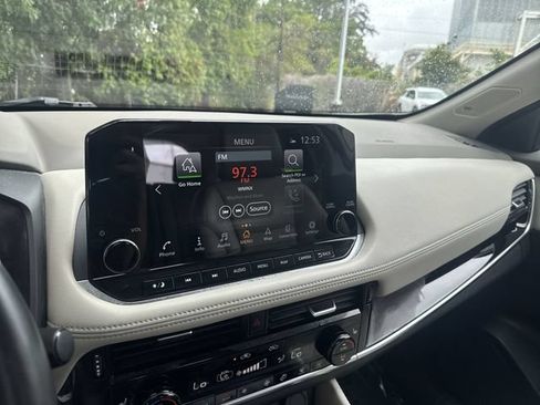 Used 2023 Nissan Rogue SL w/ SL Premium Package AWD/4WD image 21