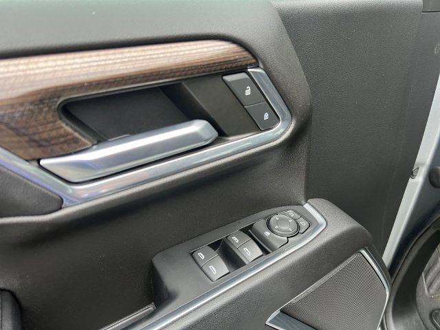 Used 2023 Chevrolet Silverado 1500 RST w/ LPO, Dark Essentials Package AWD/4WD image 11