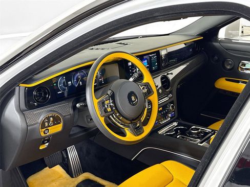 Used 2025 Rolls-Royce Ghost Black Badge image 16