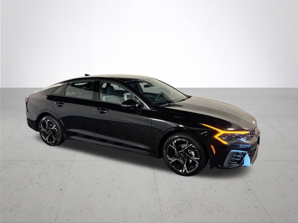 New 2026 Kia K5 GT-Line FWD image 4
