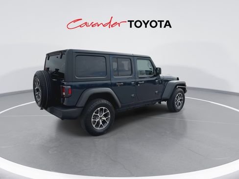 Used 2025 Jeep Wrangler Sport S image 8