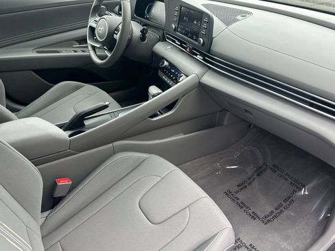Certified 2026 Hyundai Elantra Sport FWD image 18