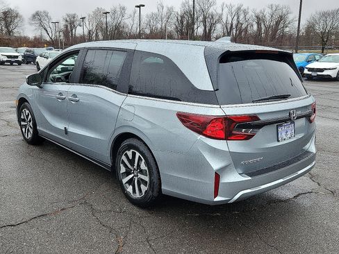 New 2026 Honda Odyssey EX-L image 3