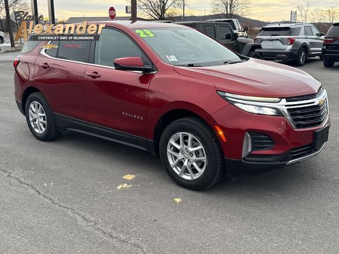 Used 2023 Chevrolet Equinox LT image 1