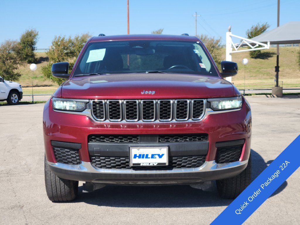 Used 2021 Jeep Grand Cherokee L Laredo w/ Luxury Tech Group I AWD/4WD image 2