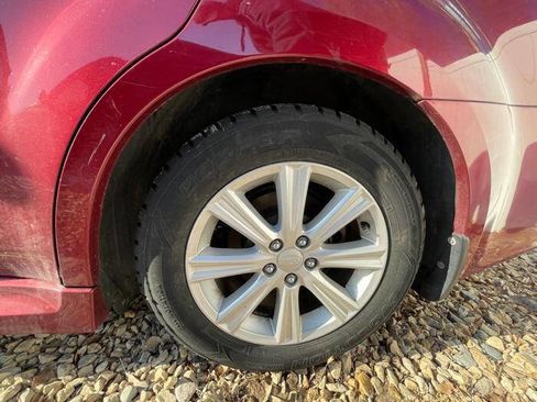 Used 2010 Subaru Legacy 2.5i Premium image 14