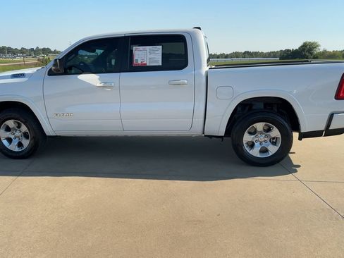 Used 2025 RAM 1500 Lone Star AWD/4WD image 6