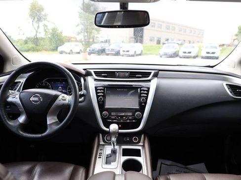 Used 2018 Nissan Murano SL w/ Moonroof Package AWD/4WD image 14